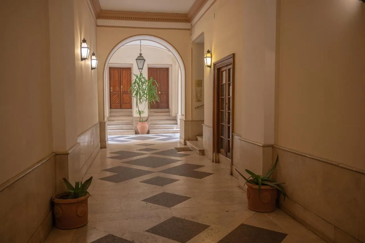 Guest house Mansio Gracchi Rooms - Rome City Center Italy